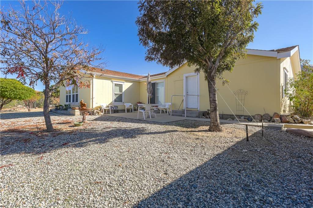 Pearblossom, CA 93553,29520 Piani