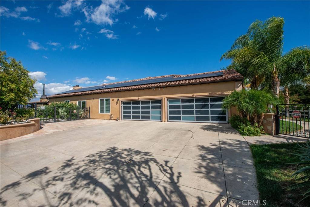 Canyon Country, CA 91387,27048 Triumph