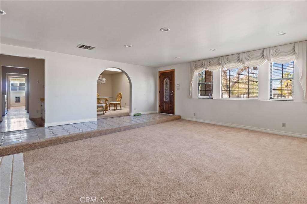 Palmdale, CA 93551,2110 W Avenue M8