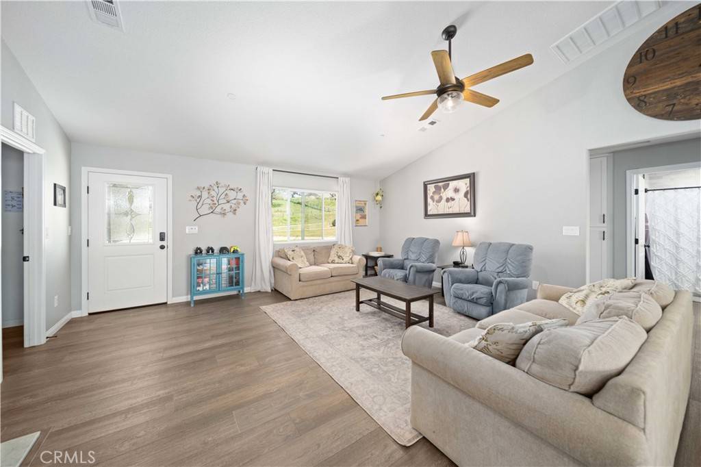 Tehachapi, CA 93561,29990 Horsethief DR