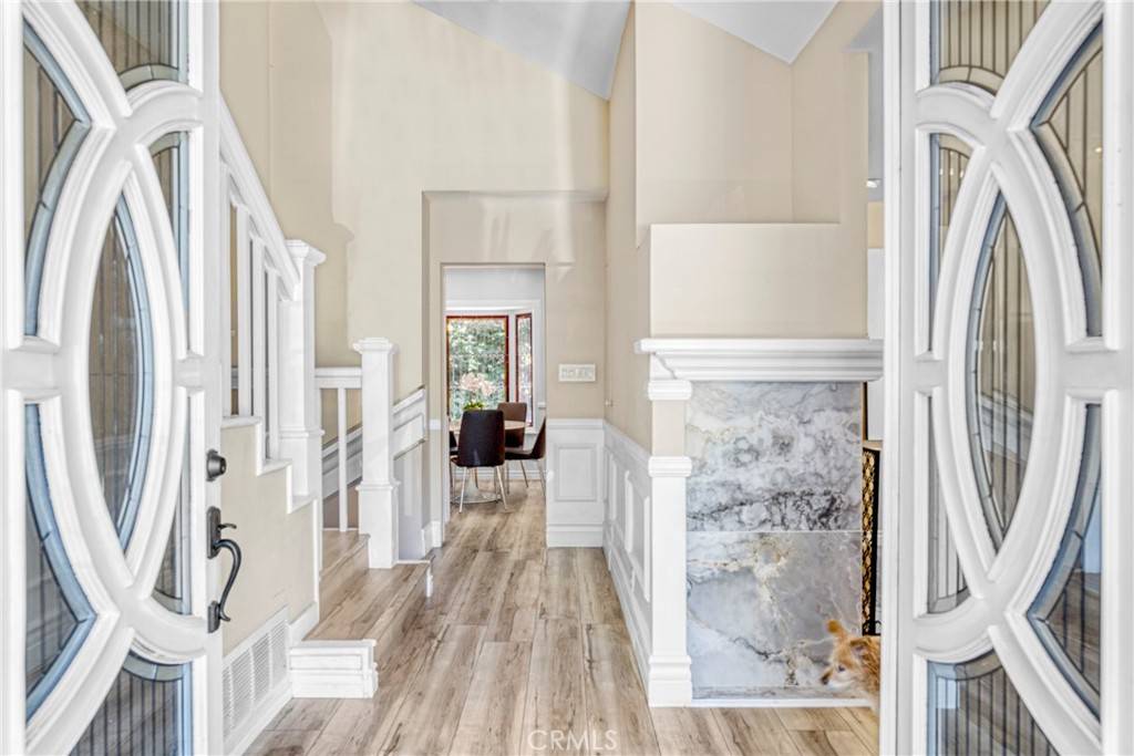 Woodland Hills, CA 91364,20300 Delita DR