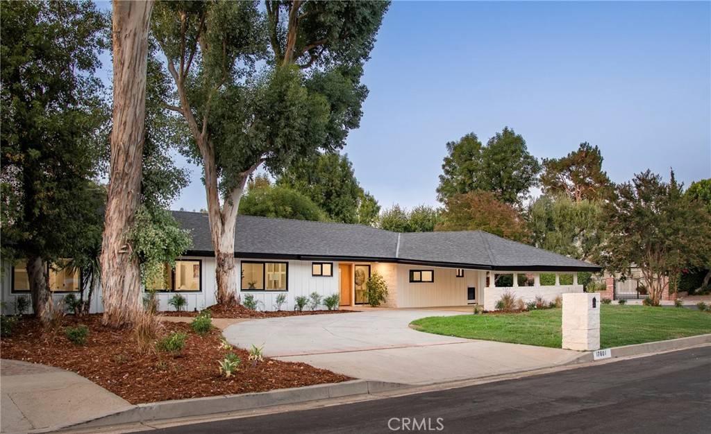 Encino, CA 91316,17601 McCormick ST