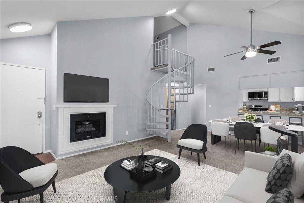 Canyon Country, CA 91351,20344 Fanchon #132