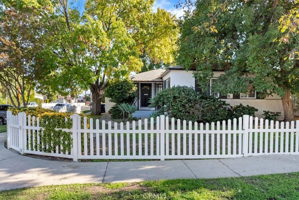 Encino, CA 91316,17900 Hatteras St