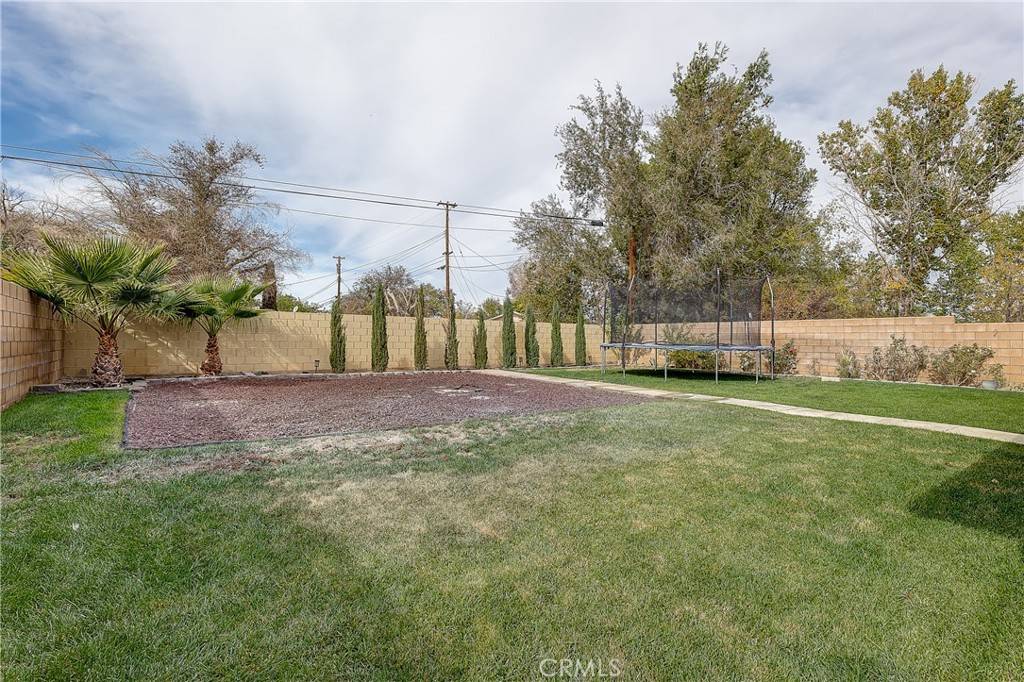 Lancaster, CA 93534,45327 Elm Ave