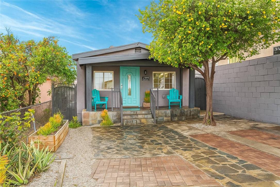 Los Angeles, CA 90063,819 N Hicks AVE