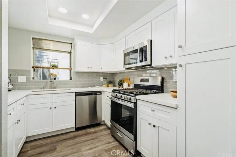 Canyon Country, CA 91351,26972 Flo #305