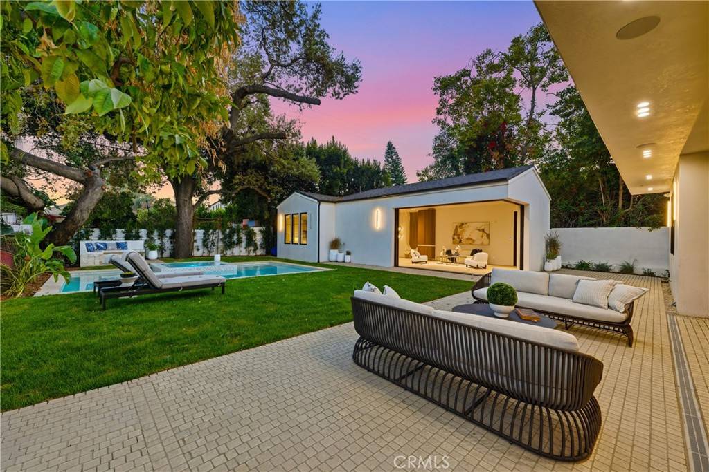 Encino, CA 91436,16782 Otsego