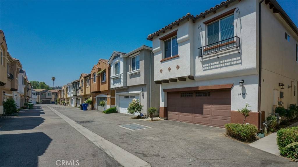 Sylmar, CA 91342,14909 Navarre WAY