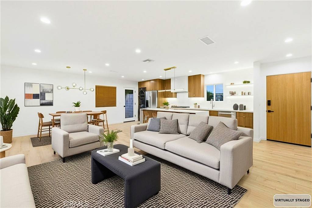 West Hills, CA 91304,7663 Sedan