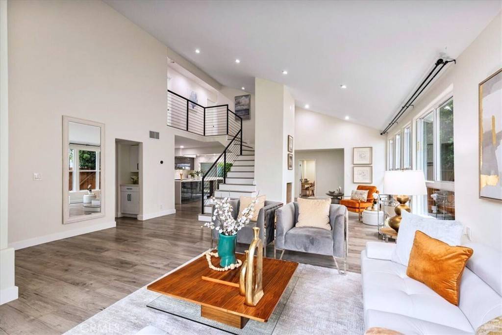 Encino, CA 91316,6321 Alonzo AVE