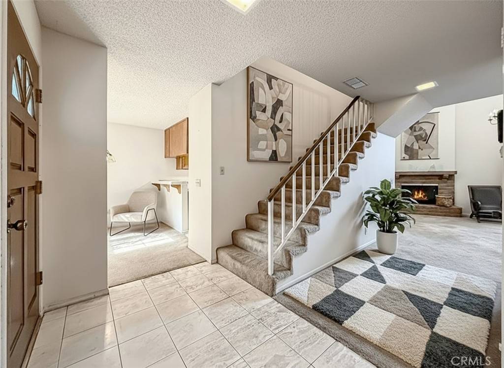 Camarillo, CA 93010,3425 Rio Hato CT