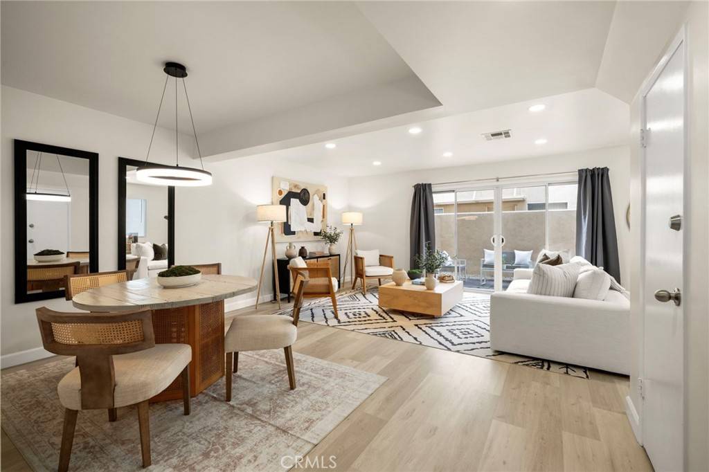 North Hollywood, CA 91606,6247 Morse AVE