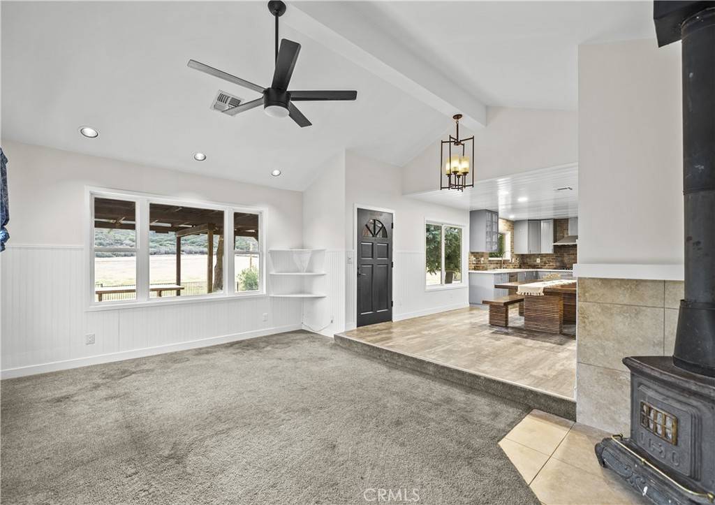 Lake Elizabeth, CA 93532,42612 Montello