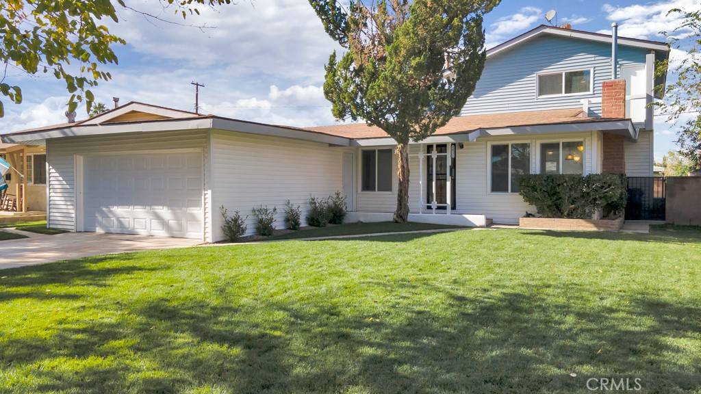 Lancaster, CA 93535,44321 4th Street E