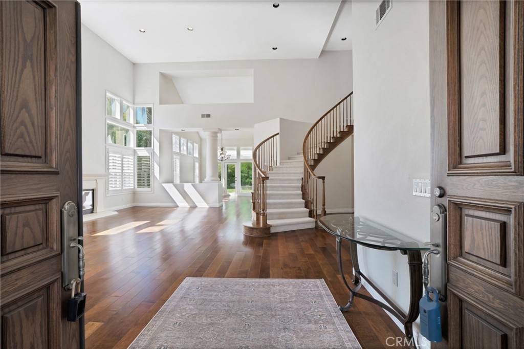 Simi Valley, CA 93065,125 Heath Meadow