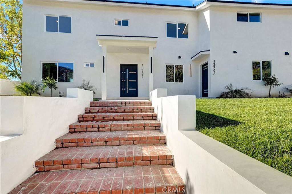 Sylmar, CA 91342,13791 Gavina AVE