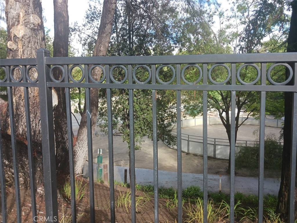 Woodland Hills, CA 91367,24334 CRESTLAWN ST