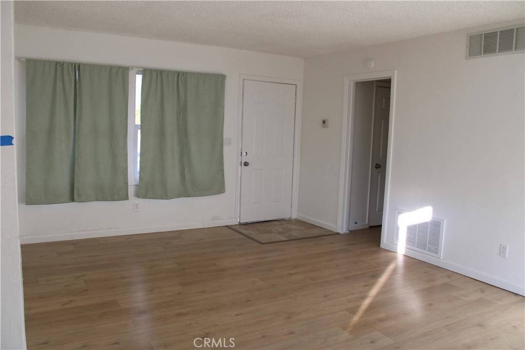 Palmdale, CA 93550,144 E Avenue Q