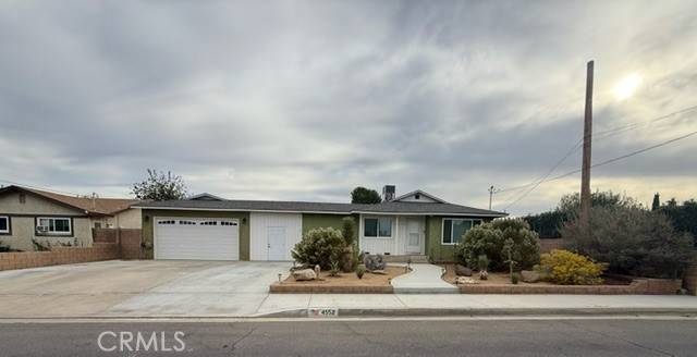 Lancaster, CA 93536,4552 W Avenue L12