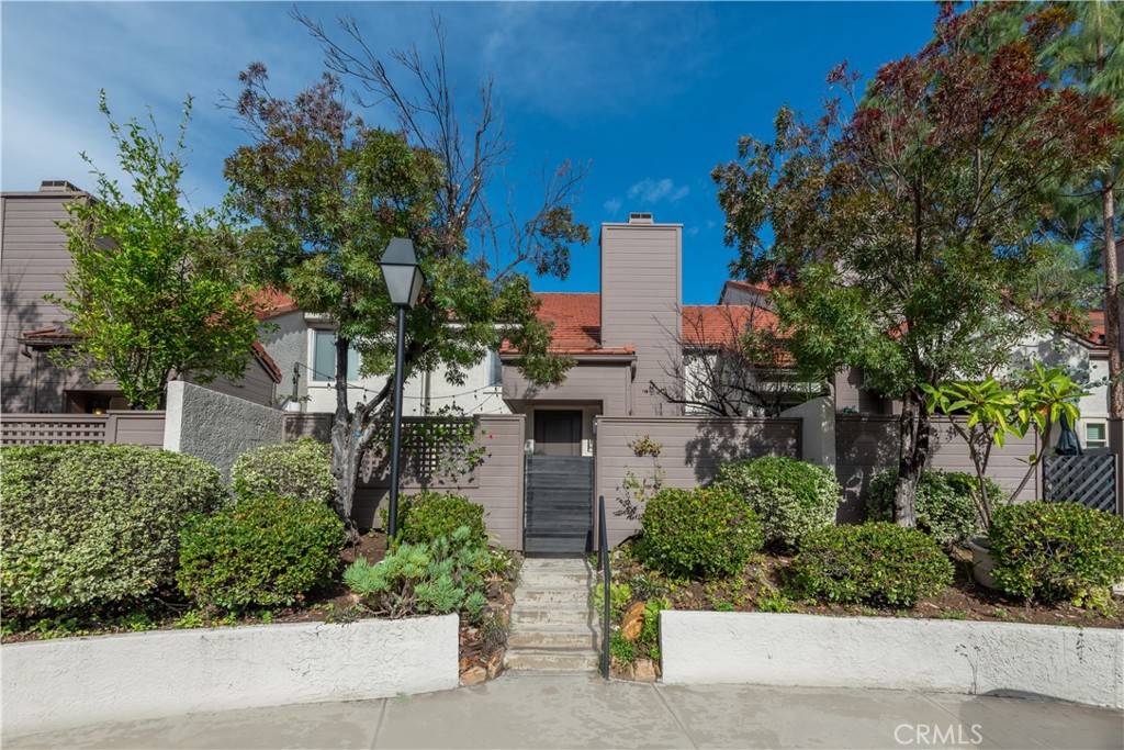Westlake Village, CA 91362,919 Via Colinas