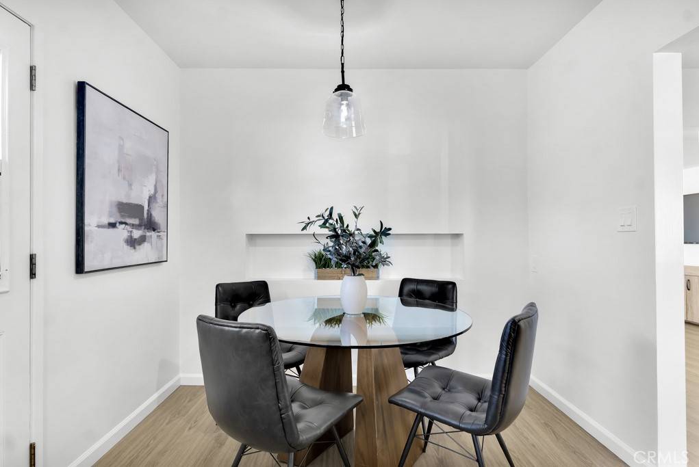 Lake Balboa, CA 91406,17452 Cantlay ST