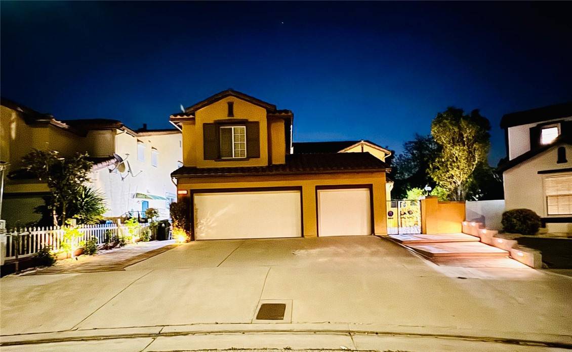 West Hills, CA 91307,7036 Sausalito