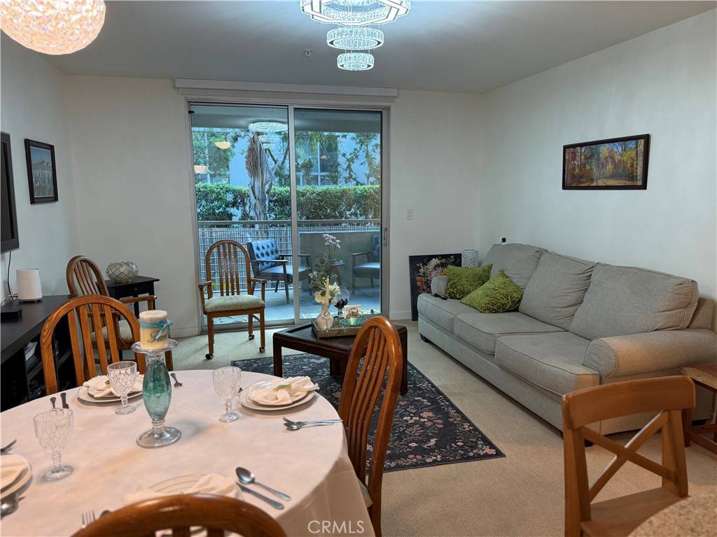 Los Angeles, CA 90012,267 S San Pedro