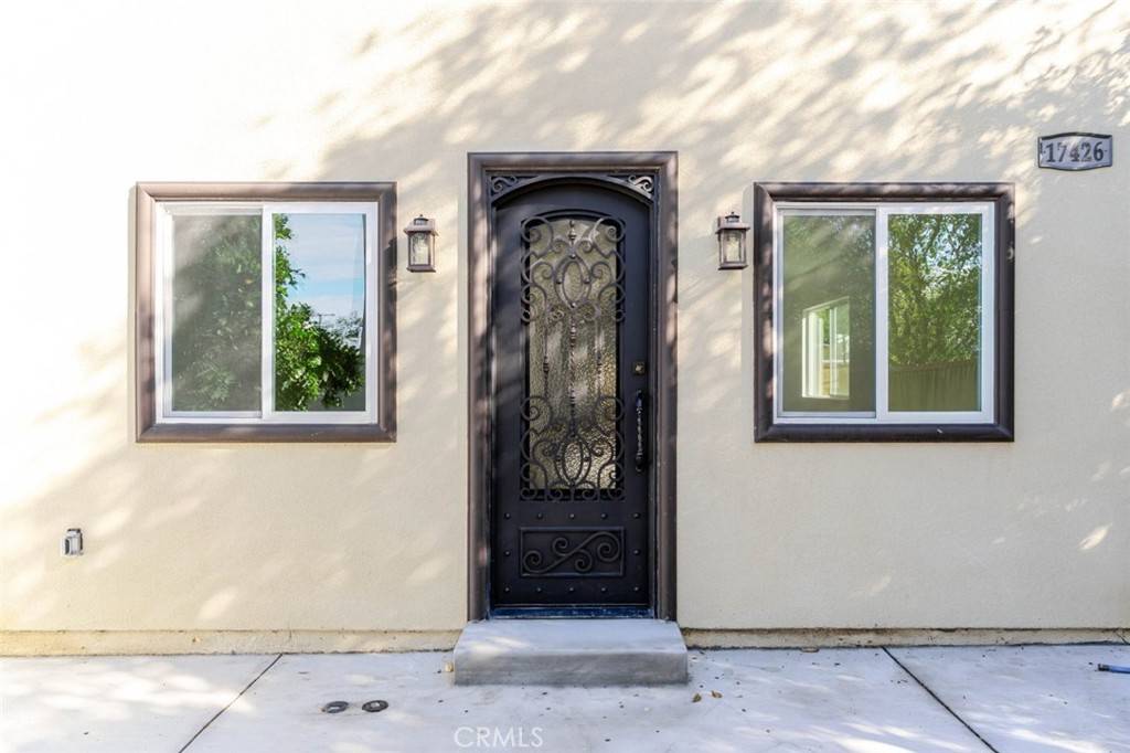 Northridge, CA 91325,17426 Roscoe BLVD