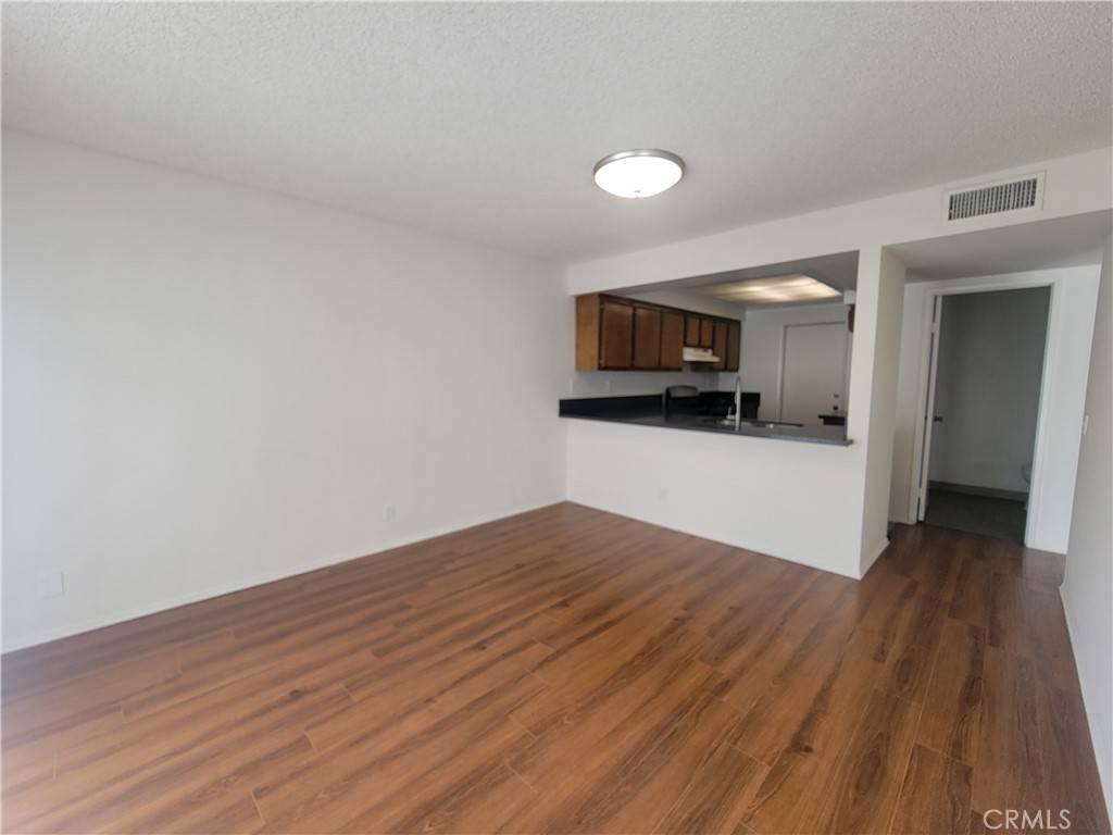 North Hollywood, CA 91605,7515 Laurelgrove CT