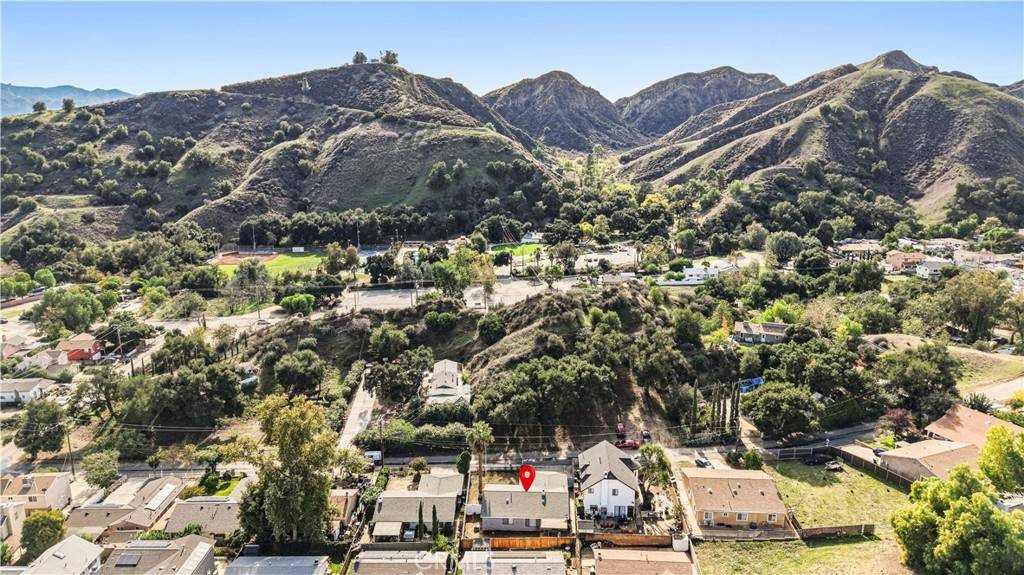 Val Verde, CA 91384,30257 Trellis Rd