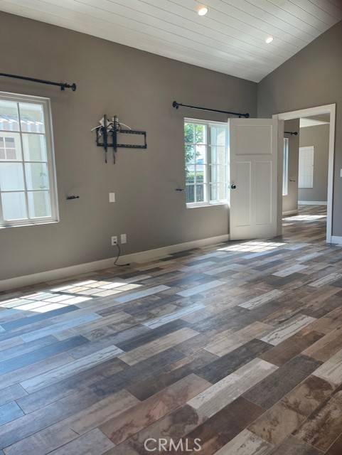 Sherman Oaks, CA 91401,5255 Sylmar