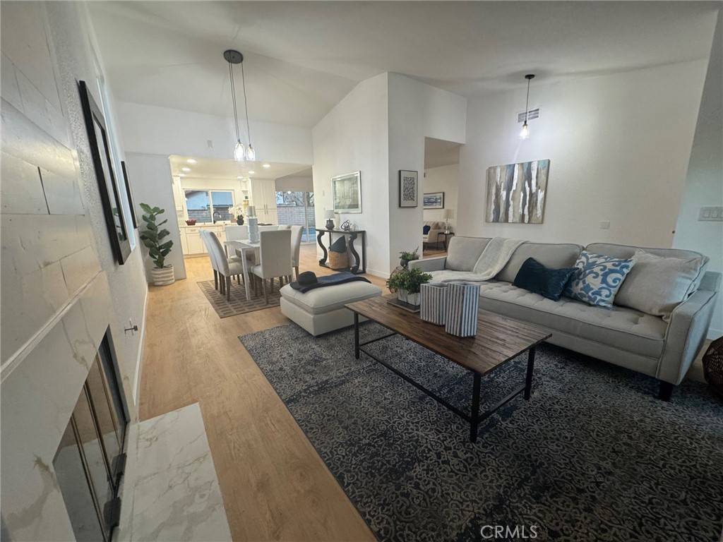 Saugus, CA 91350,20559 Lisa Gail DR