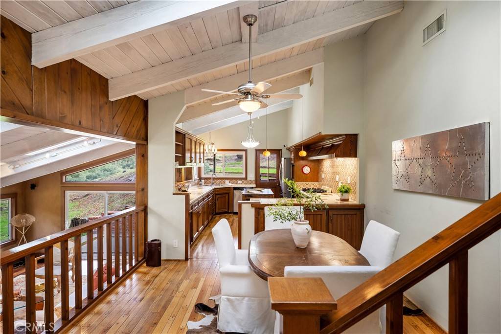 Calabasas, CA 91302,2171 McKain ST