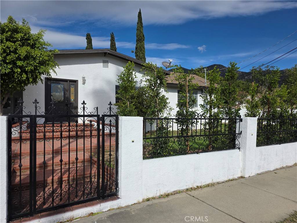 Sylmar, CA 91342,13501 Egbert