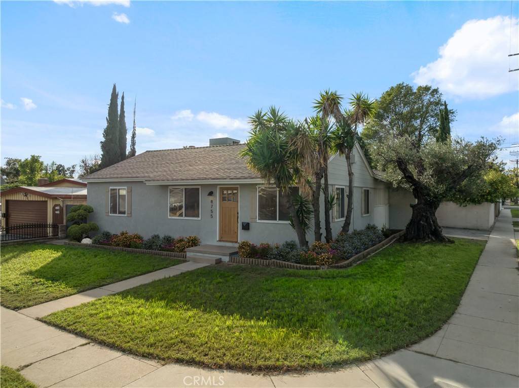 Panorama City, CA 91402,8755 Colbath AVE