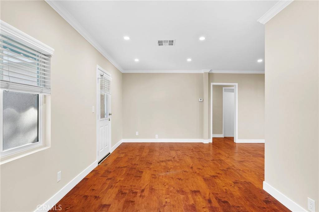 Woodland Hills, CA 91364,5318 Alhama DR