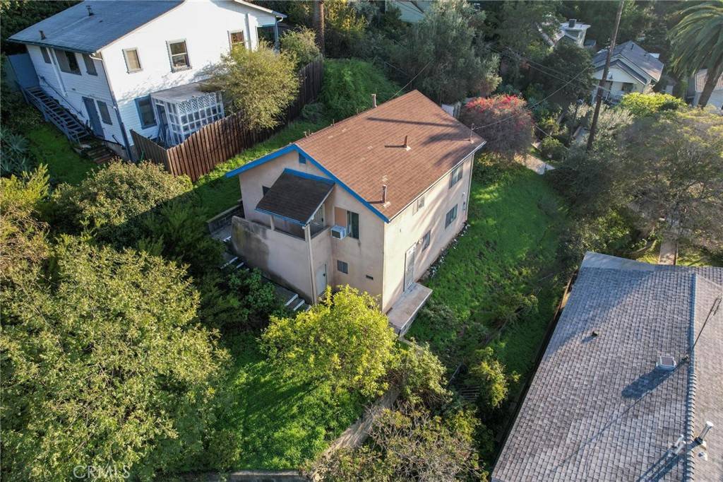 Los Angeles, CA 90039,2125 Cove AVE