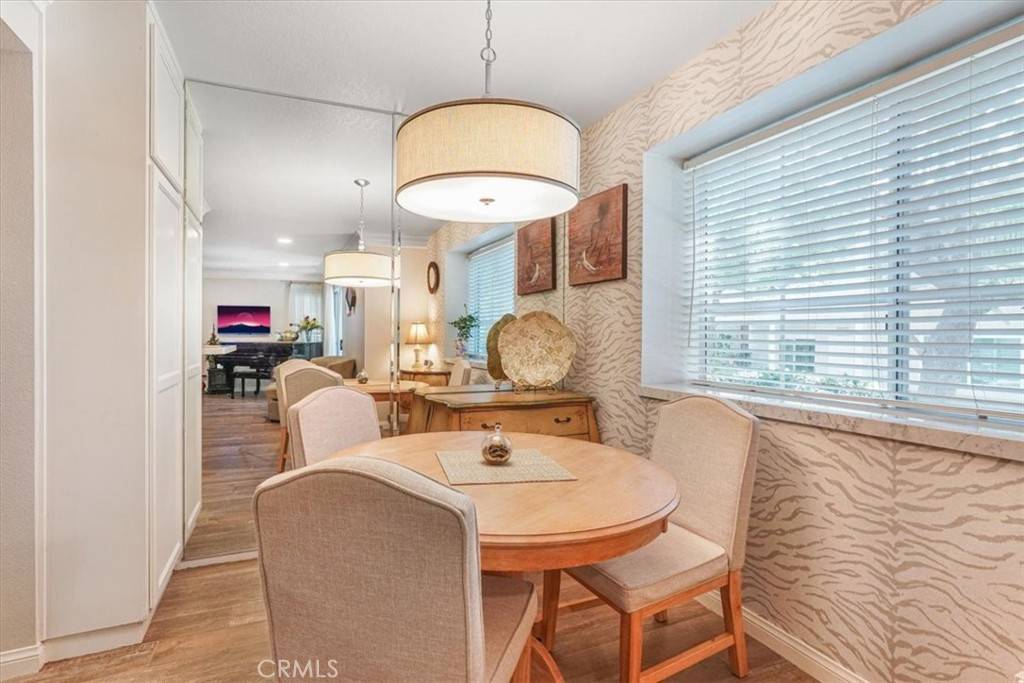 Calabasas, CA 91302,4201 Las Virgenes RD #115