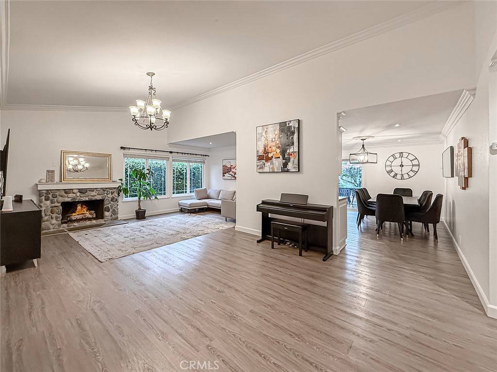 Thousand Oaks, CA 91360,2685 Velarde