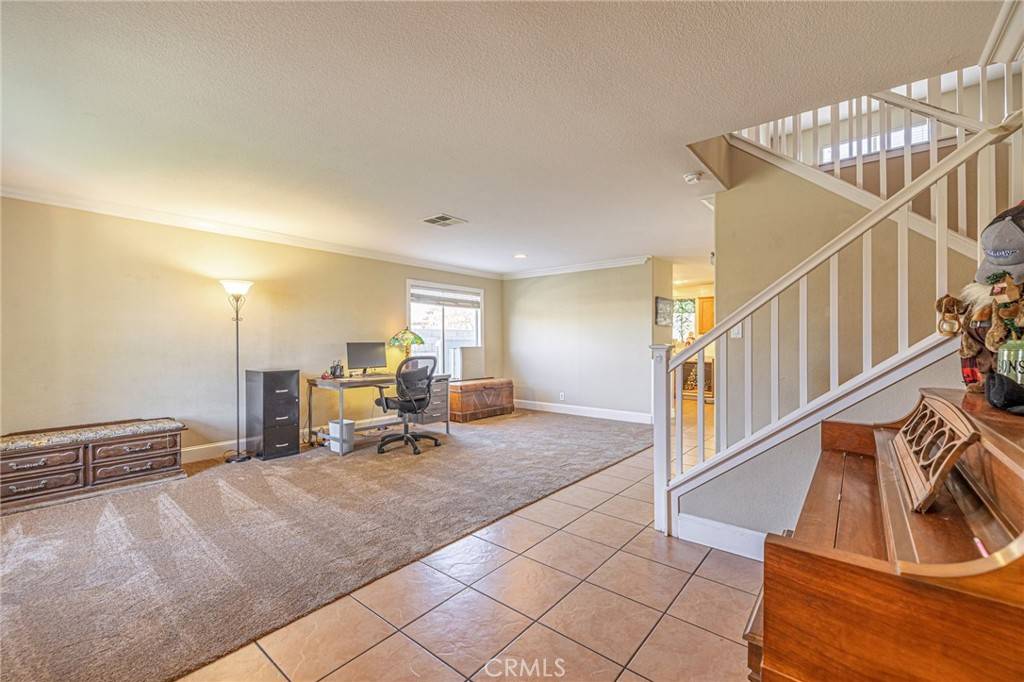 Lancaster, CA 93534,45620 17th W