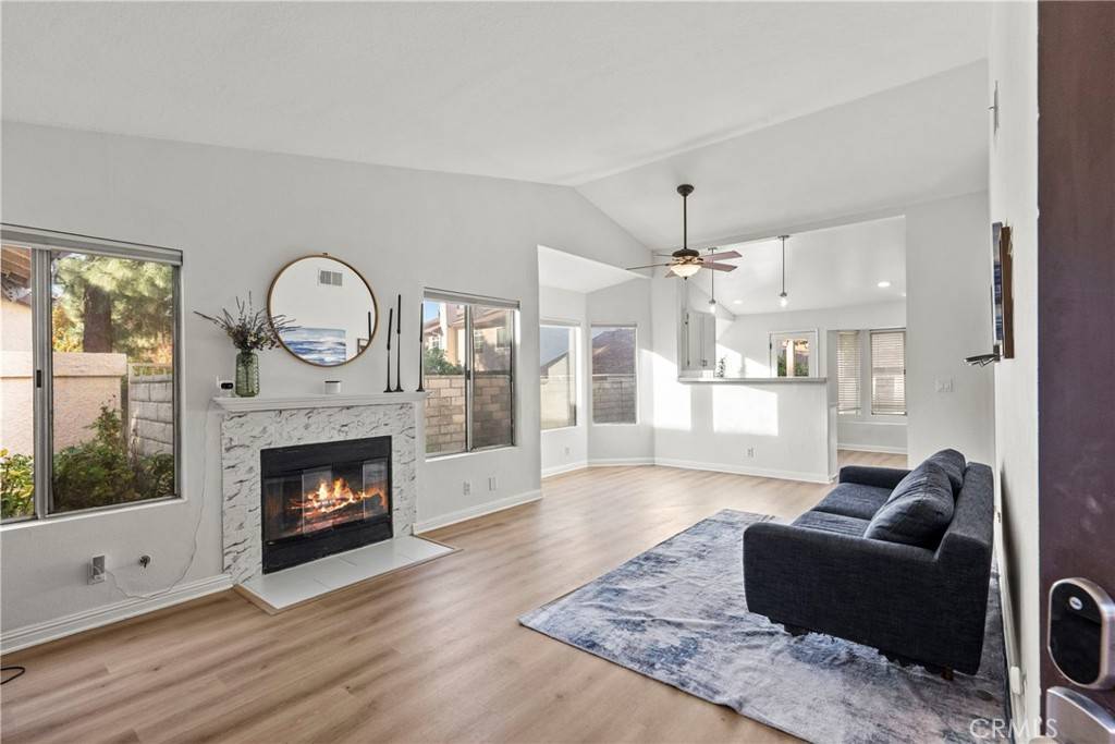 Saugus, CA 91390,28325 Seco Canyon #365