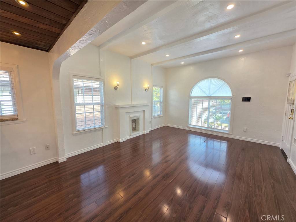 Los Angeles, CA 90065,4049 W Avenue 40