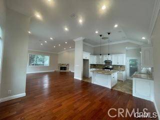 Encino, CA 91316,4912 Hesperia AVE