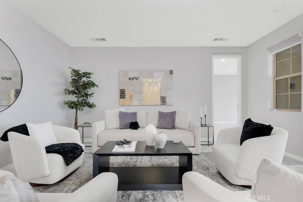 Canyon Country, CA 91350,18348 Cachet