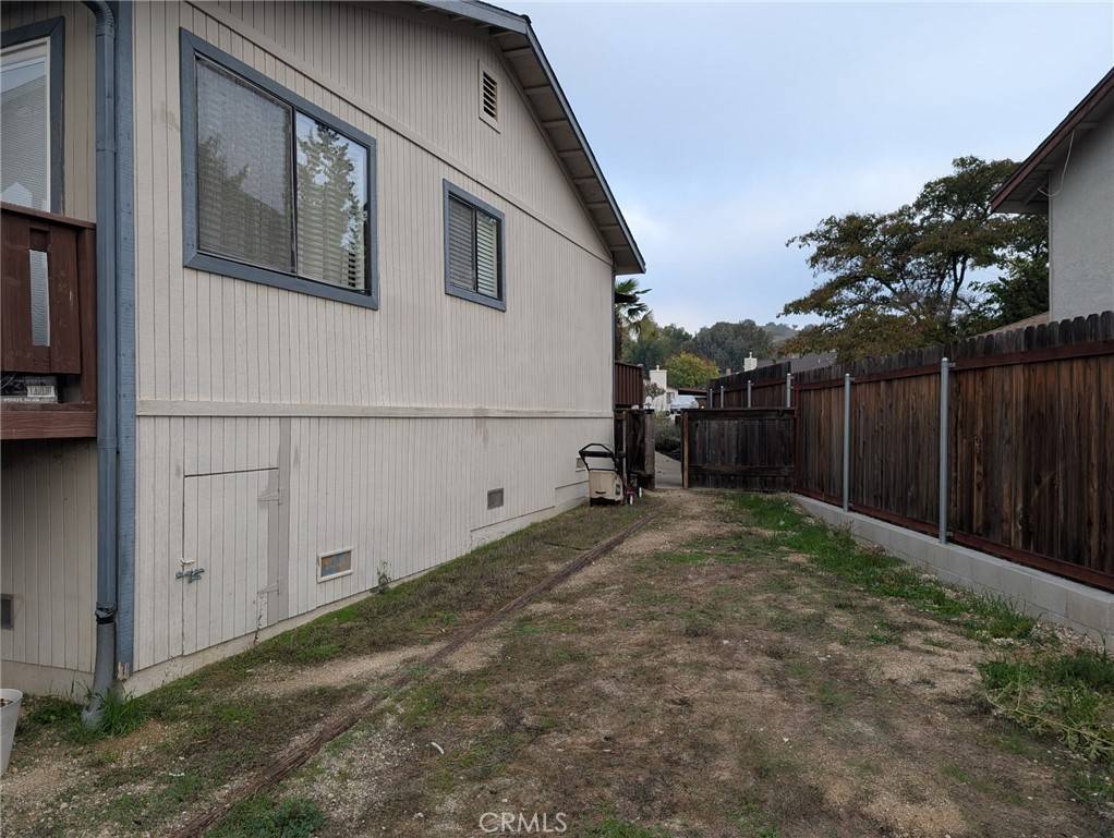 Paso Robles, CA 93446,1944 Brook LN