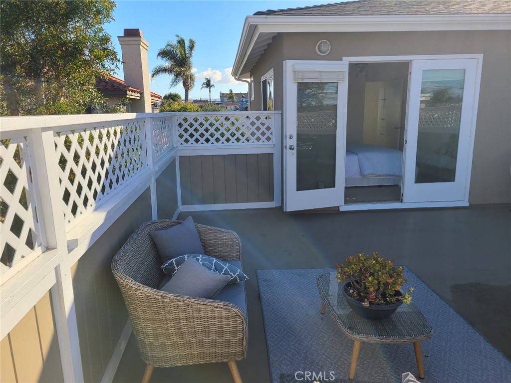 Redondo Beach, CA 90278,1206 Phelan