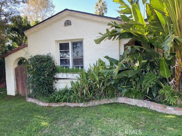 Van Nuys, CA 91405,6709 Vesper