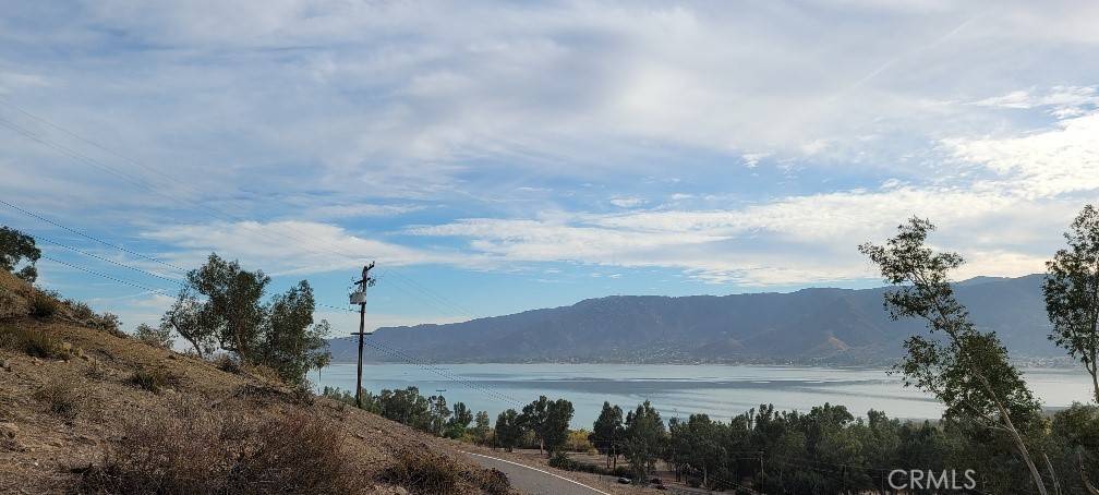 Lake Elsinore, CA 92530,5 Skyline dr