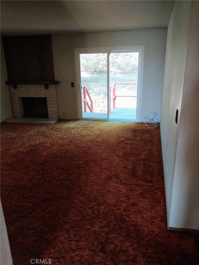 San Dimas, CA 91773,853 Deerflats DR